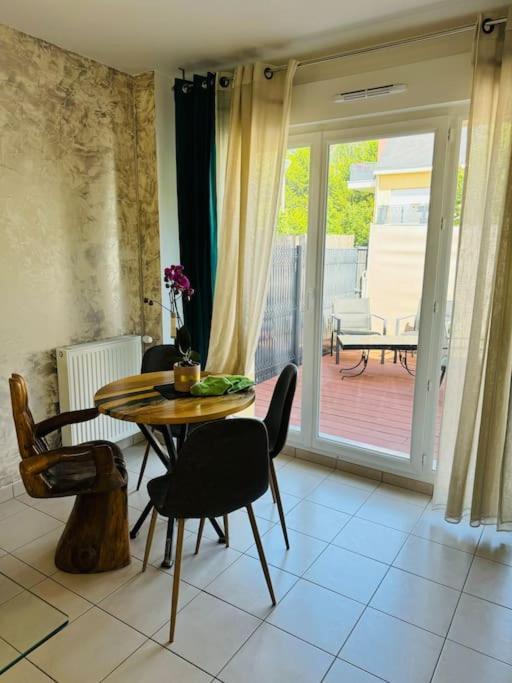 Villa Superbe Duplex-15 Min Disneyland à Croissy-Beaubourg Extérieur photo